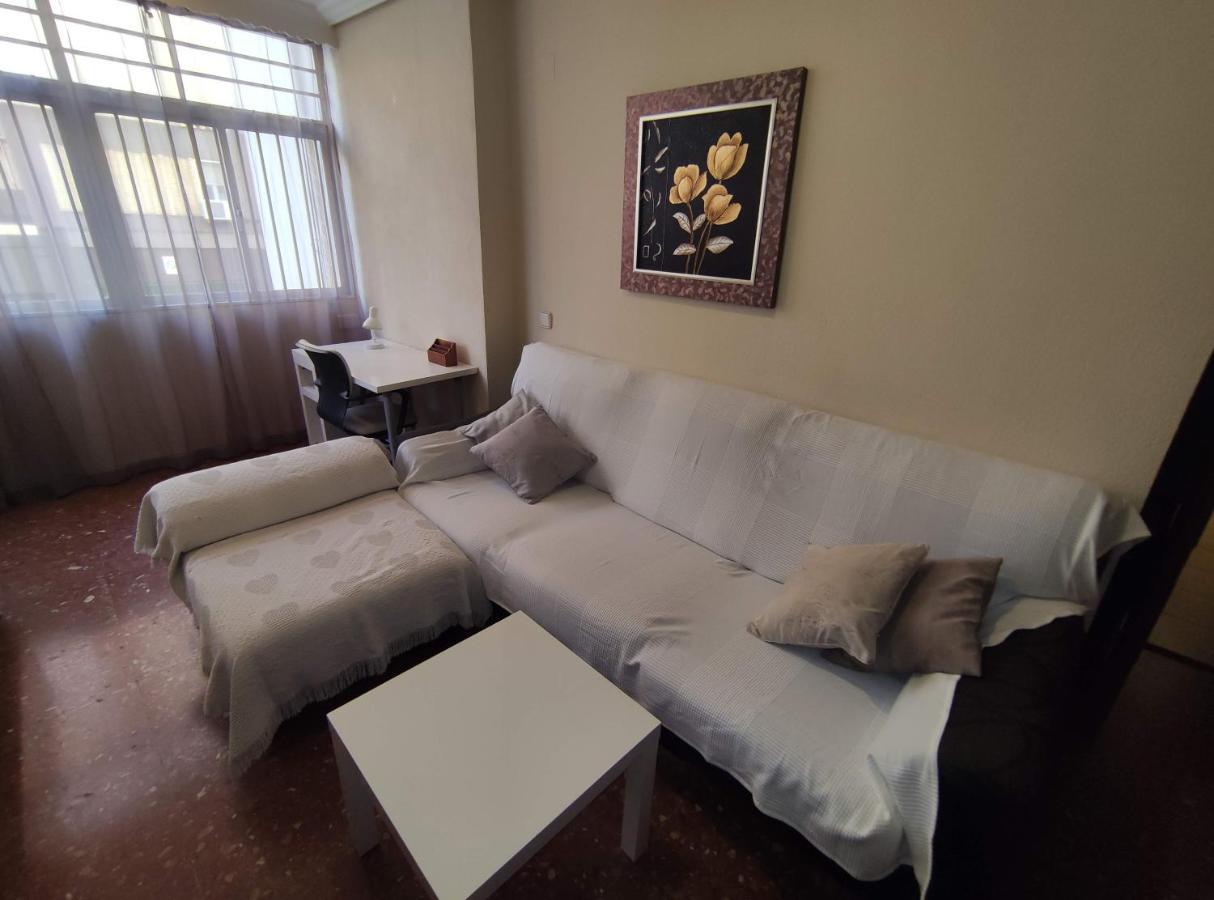 Amplio Piso Junto A Playa Victoria Apartment Cadiz Exterior photo