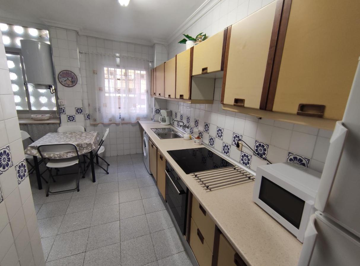 Amplio Piso Junto A Playa Victoria Apartment Cadiz Exterior photo